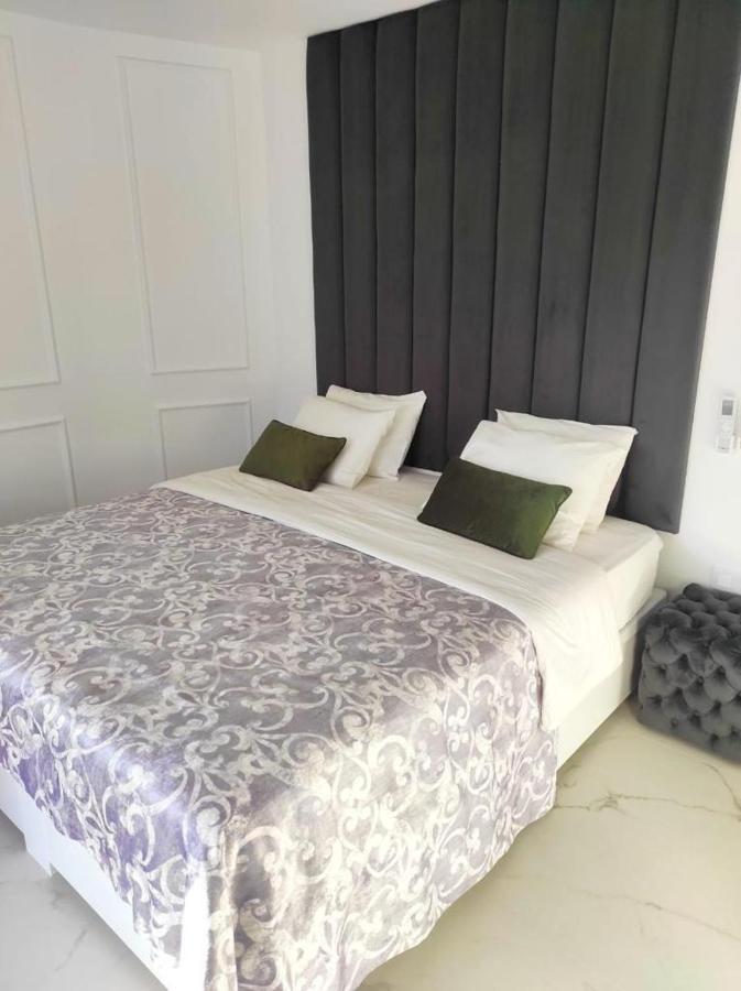Penthouse Las Americas First Line De Lux 阿罗纳 外观 照片
